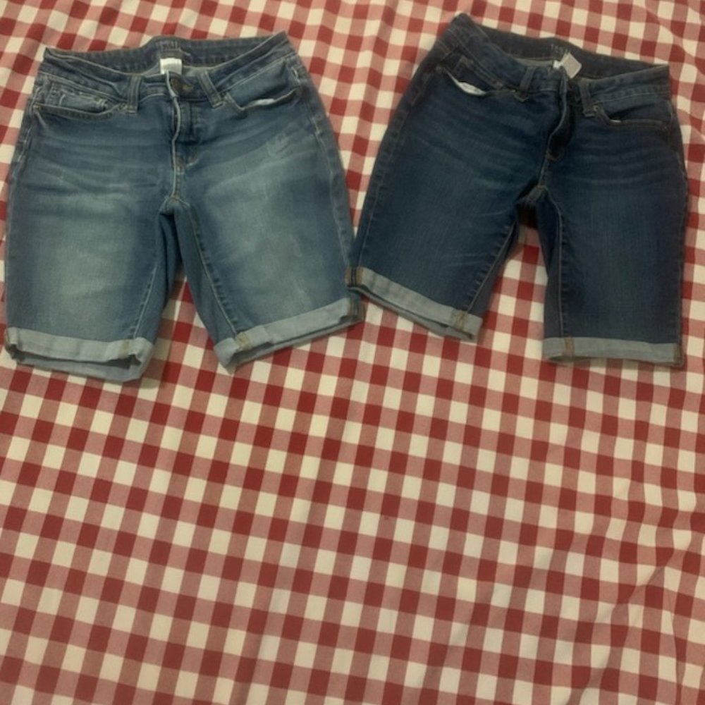 Time and Tru Bermuda Shorts